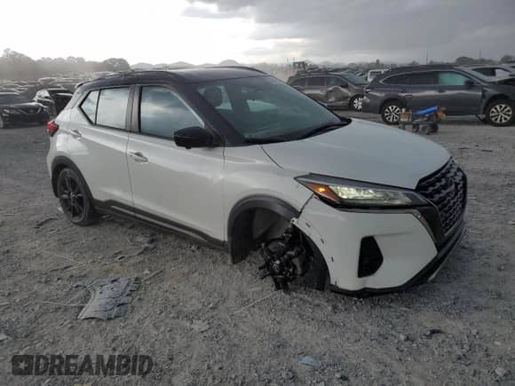 2023 Nissan Kicks SR с VIN 3N1CP5DVXPL505233, выставлен на аукционе Copart как лот 67016475 с пробегом 23 263 миль миль и Списание • Salvage title. История ставок и продаж доступна на DreamBid. Изображение 4.