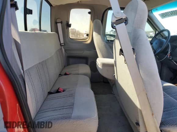 1997 Ford F-150 XL с VIN 1FTDX0729VKB37387, выставлен на аукционе Copart как лот 88841045 с пробегом 181 786 миль миль и Чистый • Clean title. История ставок и продаж доступна на DreamBid. Изображение 11.