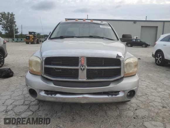 2007 Dodge 3500 SLT with VIN 3D7ML48C27G720359, listed as a Copart auction lot 65620975 with 152,274 mi miles and Salvage title. Bid and sale history available at DreamBid. Image 5.