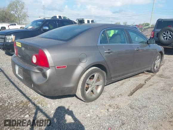 2011 Chevrolet Malibu 1LT с VIN 1G1ZC5E17BF186769, выставлен на аукционе IAAI как лот 43428763 с пробегом 115 445 миль миль и . История ставок и продаж доступна на DreamBid. Изображение 4.