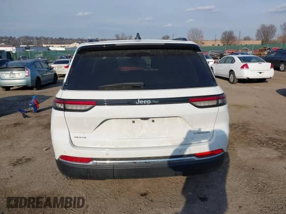 2023 Jeep Grand Cherokee Laredo with VIN 1C4RJHAG0PC548572, listed as a IAAI auction lot 41671833 with 28,446 mi miles and . Bid and sale history available at DreamBid. Image 17.