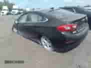 2017 Chevrolet Cruze LT с VIN 1G1BE5SM0H7165601, выставлен на аукционе IAAI как лот 40072511 с пробегом Не указан миль и . История ставок и продаж доступна на DreamBid. Изображение 3.
