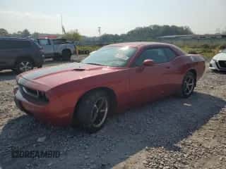 2010 Dodge Challenger SE с VIN 2B3CJ4DV6AH283753, выставлен на аукционе Copart как лот 80855995 с пробегом Не указан миль и Чистый • Clean title. История ставок и продаж доступна на DreamBid. Изображение 1.
