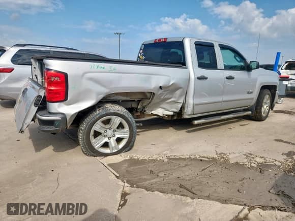 2018 Chevrolet Silverado 1500 Custom с VIN 1GCRCPEC8JZ342917, выставлен на аукционе Copart как лот 62873445 с пробегом 127 786 миль миль и Списание • Salvage title. История ставок и продаж доступна на DreamBid. Изображение 3.