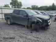 2017 Chevrolet Colorado 4WD LT z VIN 1GCPTCE14H1165810, wystawiony jako Copart lot #63549825 z przebiegiem 99 137 mil mil oraz Szkoda całkowita • Salvage title. Historia ofert i sprzedaży dostępna na DreamBid. Obrazek 4.