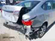 2019 Nissan Sentra S с VIN 3N1AB7AP7KY357545, выставлен на аукционе IAAI как лот 43080692 с пробегом 79 467 миль миль и . История ставок и продаж доступна на DreamBid. Изображение 18.