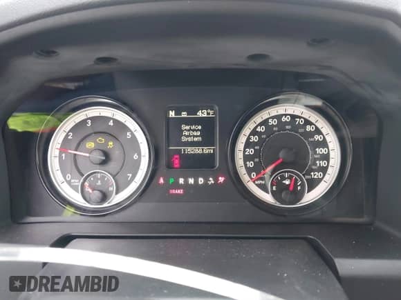 2015 Ram 1500 ST with VIN 1C6RR7FT1FS717986, listed as a IAAI auction lot 41531146 with 115,288 mi miles and . Bid and sale history available at DreamBid. Image 7.