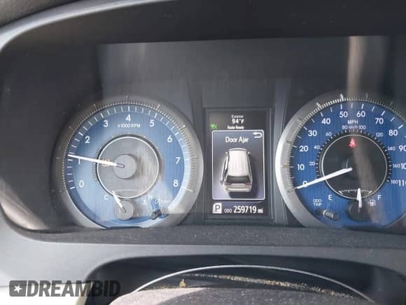 2019 Toyota Sienna LE Auto Access Seat z VIN 5TDKZ3DC5KS016148, wystawiony jako IAAI lot #43114678 z przebiegiem 259 719 mil mil oraz . Historia ofert i sprzedaży dostępna na DreamBid. Obrazek 7.