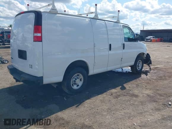 2018 Chevrolet Express Cargo с VIN 1GCWGAFG2J1339094, выставлен на аукционе IAAI как лот 42127557 с пробегом 131 480 миль миль и . История ставок и продаж доступна на DreamBid. Изображение 4.