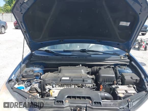 2008 Hyundai Elantra GLS with VIN KMHDU46D98U512587, listed as a IAAI auction lot 43201892 with 98,735 mi miles and . Bid and sale history available at DreamBid. Image 10.