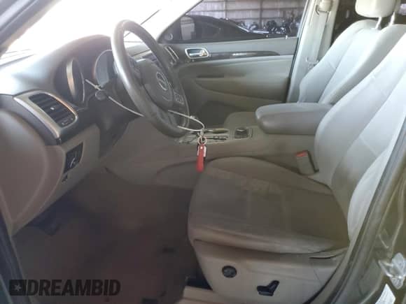 2011 Jeep Grand Cherokee Laredo с VIN 1J4RR4GG3BC660942, выставлен на аукционе Copart как лот 82198165 с пробегом 174 604 миль миль и Списание • Salvage title. История ставок и продаж доступна на DreamBid. Изображение 7.