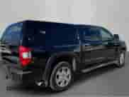 2017 Toyota Tundra Platinum с VIN 5TFGW5F10HX216928, выставлен на аукционе Copart как лот 90529555 с пробегом 180 278 миль миль и Чистый • Clean title. История ставок и продаж доступна на DreamBid. Изображение 3.
