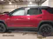 2025 Chevrolet Equinox FWD LT z VIN 3GNAXHEG8SL103975, wystawiony jako IAAI lot #41558699 z przebiegiem 10 522 mil mil oraz . Historia ofert i sprzedaży dostępna na DreamBid. Obrazek 14.