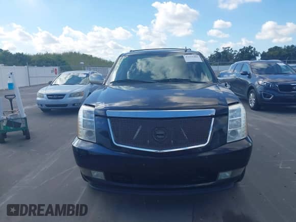 2009 Cadillac Escalade with VIN 1GYFC23279R211273, listed as a IAAI auction lot 43311405 with 253,555 mi miles and . Bid and sale history available at DreamBid. Image 12.