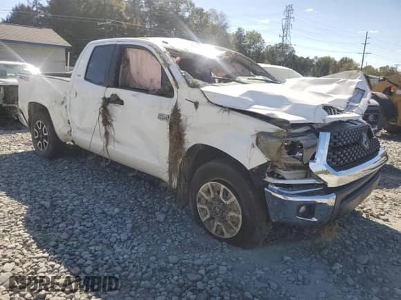 2019 Toyota Tundra SR5 с VIN 5TFUW5F15KX858913, выставлен на аукционе Copart как лот 70197865 с пробегом Не указан миль и Списание • Salvage title. История ставок и продаж доступна на DreamBid. Изображение 4.
