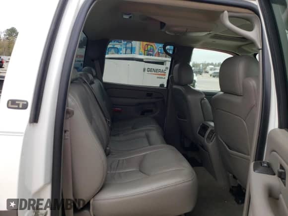 2007 Chevrolet Silverado 3500 DRW LT3 с VIN 1GCJK33D77F153108, выставлен на аукционе Copart как лот 69105584 с пробегом 75 905 миль миль и Списание • Salvage title. История ставок и продаж доступна на DreamBid. Изображение 10.