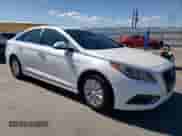 2016 Hyundai Sonata SE with VIN KMHE24L13GA014289, listed as a Copart auction lot 71982114 with 61,599 mi miles and Clean title. Bid and sale history available at DreamBid. Image 4.