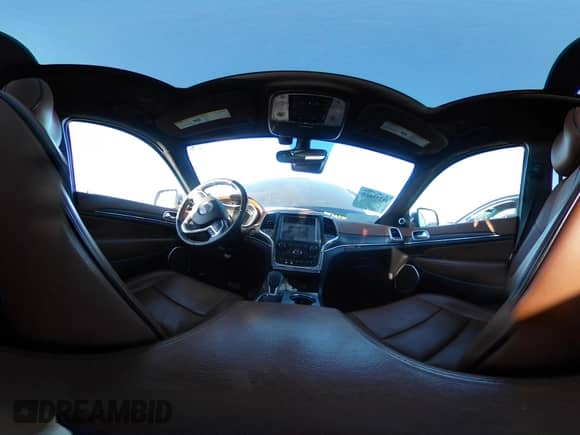 2018 Jeep Grand Cherokee Summit с VIN 1C4RJFJG1JC211047, выставлен на аукционе IAAI как лот 41133865 с пробегом 66 588 миль миль и . История ставок и продаж доступна на DreamBid. Изображение 18.