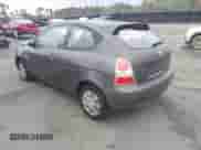 2010 Hyundai Accent Blue z VIN KMHCM3AC1AU158686, wystawiony jako IAAI lot #41466819 z przebiegiem 142 241 mil mil oraz . Historia ofert i sprzedaży dostępna na DreamBid. Obrazek 3.