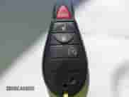 2011 Jeep Grand Cherokee Laredo z VIN 1J4RR4GG3BC723439, wystawiony jako IAAI lot #43385250 z przebiegiem 119 619 mil mil oraz . Historia ofert i sprzedaży dostępna na DreamBid. Obrazek 11.