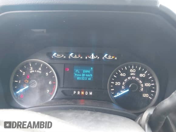 2018 Ford F-150 XL z VIN 1FTEW1CG9JKE46320, wystawiony jako IAAI lot #41690233 z przebiegiem 85 112 mil mil oraz . Historia ofert i sprzedaży dostępna na DreamBid. Obrazek 7.