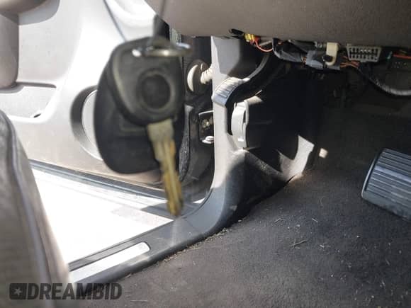 2012 Cadillac Escalade ESV Platinum Edition с VIN 1GYS4KEF0CR135673, выставлен на аукционе IAAI как лот 43285704 с пробегом 196 815 миль миль и . История ставок и продаж доступна на DreamBid. Изображение 11.