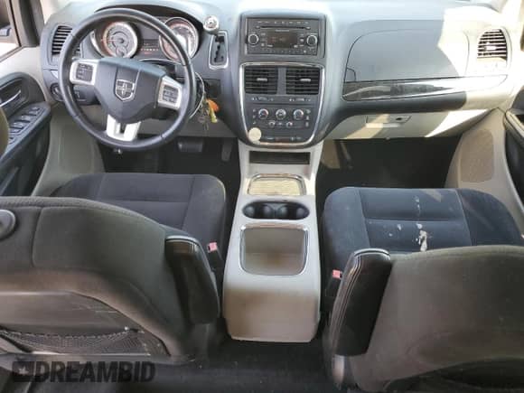 2015 Dodge Grand Caravan SXT с VIN 2C4RDGCG4FR556016, выставлен на аукционе Copart как лот 80497765 с пробегом 99 091 миль миль и Чистый • Clean title. История ставок и продаж доступна на DreamBid. Изображение 8.