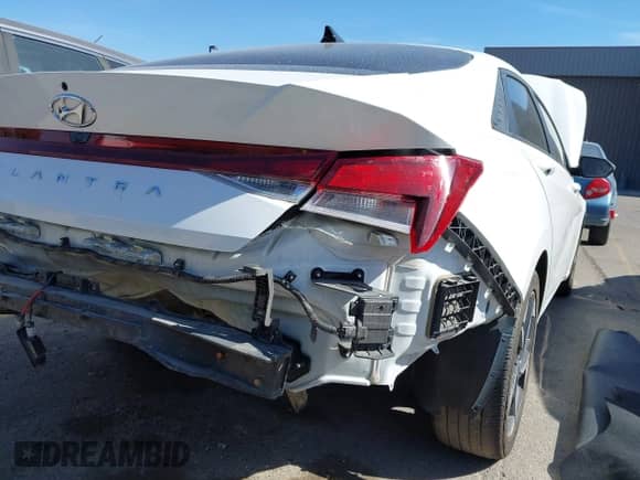 2023 Hyundai Elantra SEL с VIN 5NPLS4AG3PH118339, выставлен на аукционе IAAI как лот 43311378 с пробегом 29 956 миль миль и . История ставок и продаж доступна на DreamBid. Изображение 17.