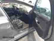 2018 Chevrolet Cruze LT с VIN 1G1BE5SM4J7246302, выставлен на аукционе IAAI как лот 42641787 с пробегом 88 669 миль миль и . История ставок и продаж доступна на DreamBid. Изображение 5.