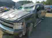 2011 Chevrolet Silverado 1500 LS z VIN 3GCPCREA4BG101987, wystawiony jako Copart lot #80147265 z przebiegiem 175 913 mil mil oraz Szkoda całkowita • Salvage title. Historia ofert i sprzedaży dostępna na DreamBid. Obrazek 13.