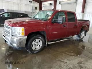 2013 Chevrolet Silverado 1500 LT with VIN 3GCPKSE7XDG119931, listed as a Copart auction lot 67812125 with 267,191 mi miles and Salvage title. Bid and sale history available at DreamBid. Image 1.