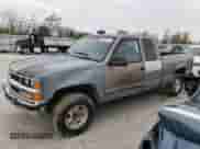1995 Chevrolet Silverado 2500 с VIN 1GCFK29K4SE105201, выставлен на аукционе Copart как лот 80766284 с пробегом 147 805 миль миль и Списание • Salvage title. История ставок и продаж доступна на DreamBid. Изображение 1.