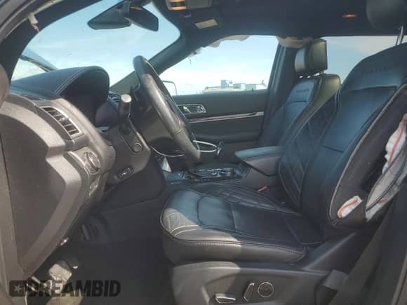 2017 Ford Explorer Platinum с VIN 1FM5K8HTXHGD50635, выставлен на аукционе Copart как лот 80324485 с пробегом 72 551 миль миль и Списание • Salvage title. История ставок и продаж доступна на DreamBid. Изображение 7.