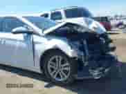 2017 Hyundai Sonata SE z VIN 5NPE24AF0HH472594, wystawiony jako IAAI lot #43299819 z przebiegiem Nie podano mil oraz . Historia ofert i sprzedaży dostępna na DreamBid. Obrazek 18.