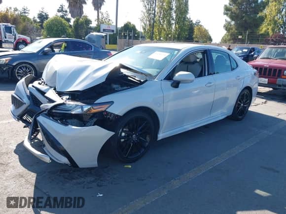 2023 Toyota Camry Hybrid XSE с VIN 4T1K31AKXPU052384, выставлен на аукционе IAAI как лот 43258774 с пробегом 28 133 миль миль и . История ставок и продаж доступна на DreamBid. Изображение 17.