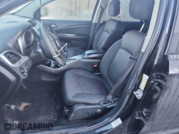 2014 Dodge Journey SXT with VIN 3C4PDCBG3ET224260, listed as a Copart auction lot 87388355 with 200,497 mi miles and Salvage title. Bid and sale history available at DreamBid. Image 7.