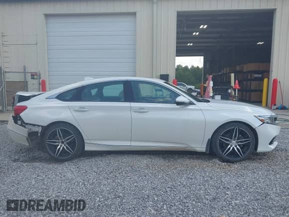 2021 Honda Accord Touring с VIN 1HGCV2F92MA017531, выставлен на аукционе IAAI как лот 43095259 с пробегом 27 787 миль миль и . История ставок и продаж доступна на DreamBid. Изображение 13.