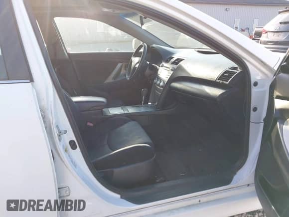 2008 Toyota Camry LE with VIN 4T1BE46K88U777701, listed as a IAAI auction lot 43165021 with 263,932 mi miles and . Bid and sale history available at DreamBid. Image 5.