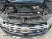 2022 Chevrolet Suburban LT z VIN 1GNSCCKD7NR190939, wystawiony jako Copart lot #62860575 z przebiegiem 82 609 mil mil oraz Czysty tytuł • Clean title. Historia ofert i sprzedaży dostępna na DreamBid. Obrazek 12.