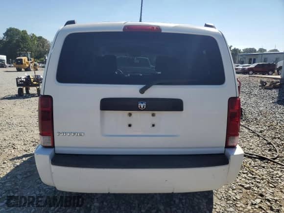 2007 Dodge Nitro SXT with VIN 1D8GT28K17W727700, listed as a Copart auction lot 83789135 with 150,618 mi miles and Salvage title. Bid and sale history available at DreamBid. Image 6.