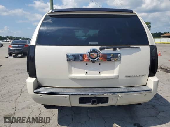 2014 Cadillac Escalade Luxury с VIN 1GYS3BEF3ER148598, выставлен на аукционе Copart как лот 66908215 с пробегом 161 803 миль миль и Чистый • Clean title. История ставок и продаж доступна на DreamBid. Изображение 6.