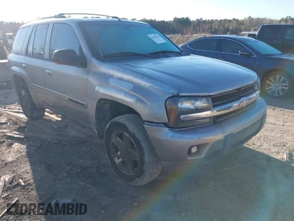 2003 Chevrolet TrailBlazer LT with VIN 1GNDT13S132212577, listed as a IAAI auction lot 41671676 with 202,706 mi miles and . Bid and sale history available at DreamBid. Image 1.