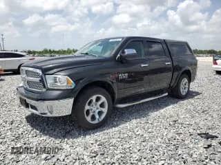 2017 Ram 1500 Laramie z VIN 1C6RR7NM9HS872900, wystawiony jako Copart lot #66503515 z przebiegiem 58 039 mil mil oraz Czysty tytuł • Clean title. Historia ofert i sprzedaży dostępna na DreamBid. Obrazek 1.