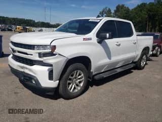 2022 Chevrolet Silverado 1500 RST с VIN 1GCUYEED8NZ225580, выставлен на аукционе Copart как лот 81626435 с пробегом 60 887 миль миль и Списание • Salvage title. История ставок и продаж доступна на DreamBid. Изображение 1.