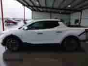 2022 Hyundai Santa Cruz SE с VIN 5NTJADAE9NH028880, выставлен на аукционе IAAI как лот 42179686 с пробегом 117 103 миль миль и . История ставок и продаж доступна на DreamBid. Изображение 15.