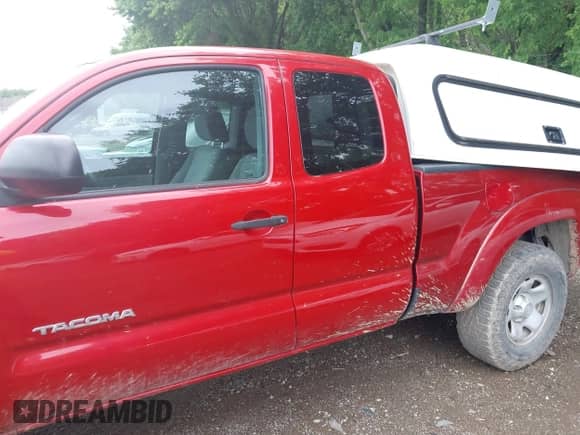 2014 Toyota Tacoma с VIN 5TFUX4EN3EX025837, выставлен на аукционе IAAI как лот 42430882 с пробегом 234 809 миль миль и . История ставок и продаж доступна на DreamBid. Изображение 14.