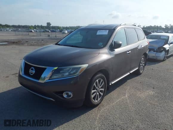 2015 Nissan Pathfinder S с VIN 5N1AR2MN7FC671003, выставлен на аукционе IAAI как лот 42447755 с пробегом 289 537 миль миль и . История ставок и продаж доступна на DreamBid. Изображение 2.