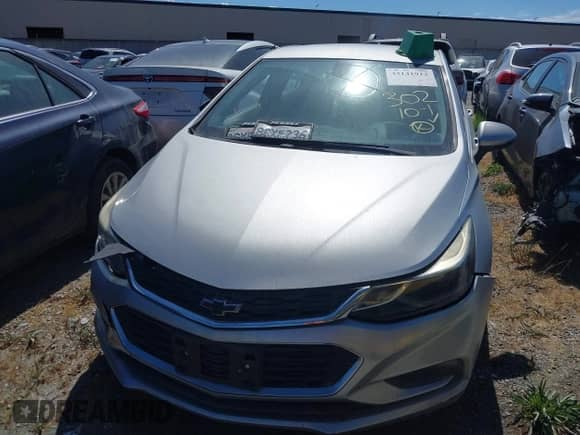 2018 Chevrolet Cruze LT with VIN 3G1BE6SM0JS649474, listed as a IAAI auction lot 43141912 with 26,647 mi miles and . Bid and sale history available at DreamBid. Image 13.