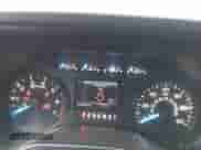 2016 Ford F-150 XLT z VIN 1FTFX1EF8GFC13486, wystawiony jako IAAI lot #43294015 z przebiegiem 212 733 mil mil oraz . Historia ofert i sprzedaży dostępna na DreamBid. Obrazek 7.