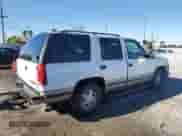 1998 Chevrolet Tahoe с VIN 1GNEC13R3WJ321117, выставлен на аукционе Copart как лот 49324525 с пробегом 1 548 503 миль миль и Списание • Salvage title. История ставок и продаж доступна на DreamBid. Изображение 3.